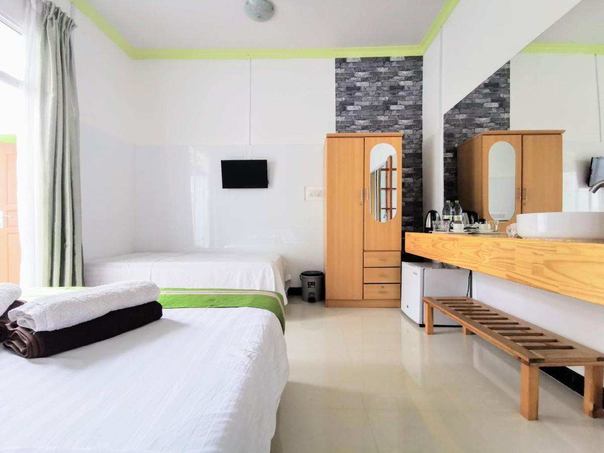 Hotel Palm Garden Thoddoo Exterior foto
